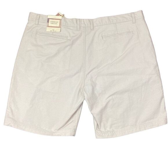 NWT Men’s American Threads Weathered Vintage Look Beige Shorts Size 40W - Picture 2 of 6